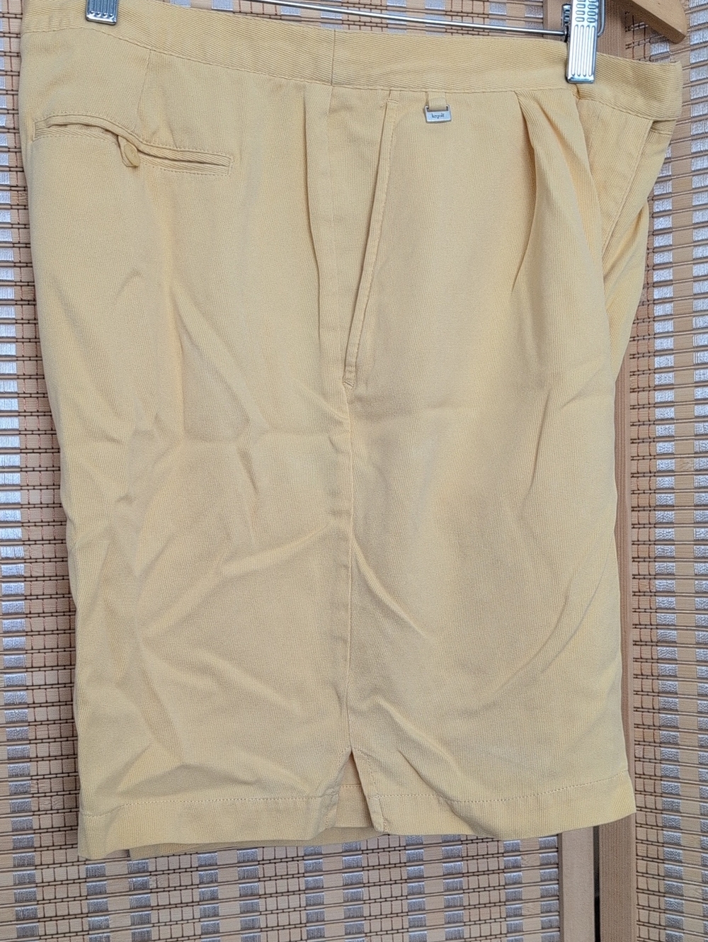 Liz Golf Yellow Pleated Ladies Silk Shorts